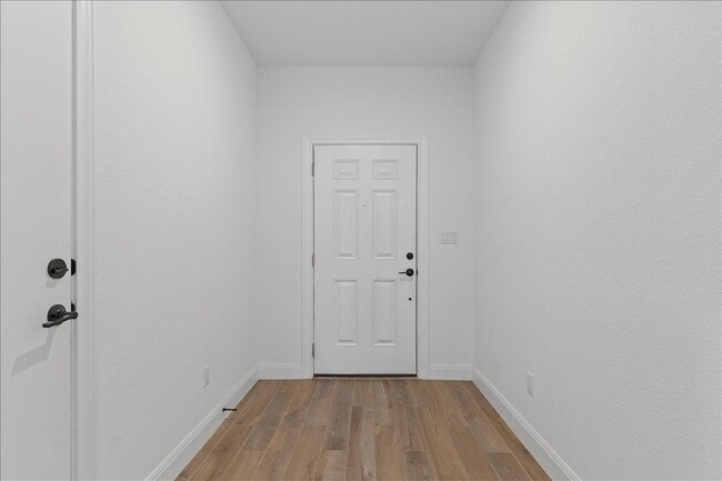 Photo - 11905 Paseo de los Lagos Ln