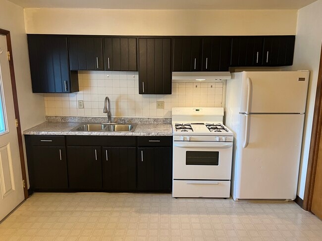 Photo - 103 W Clark St Unit 3