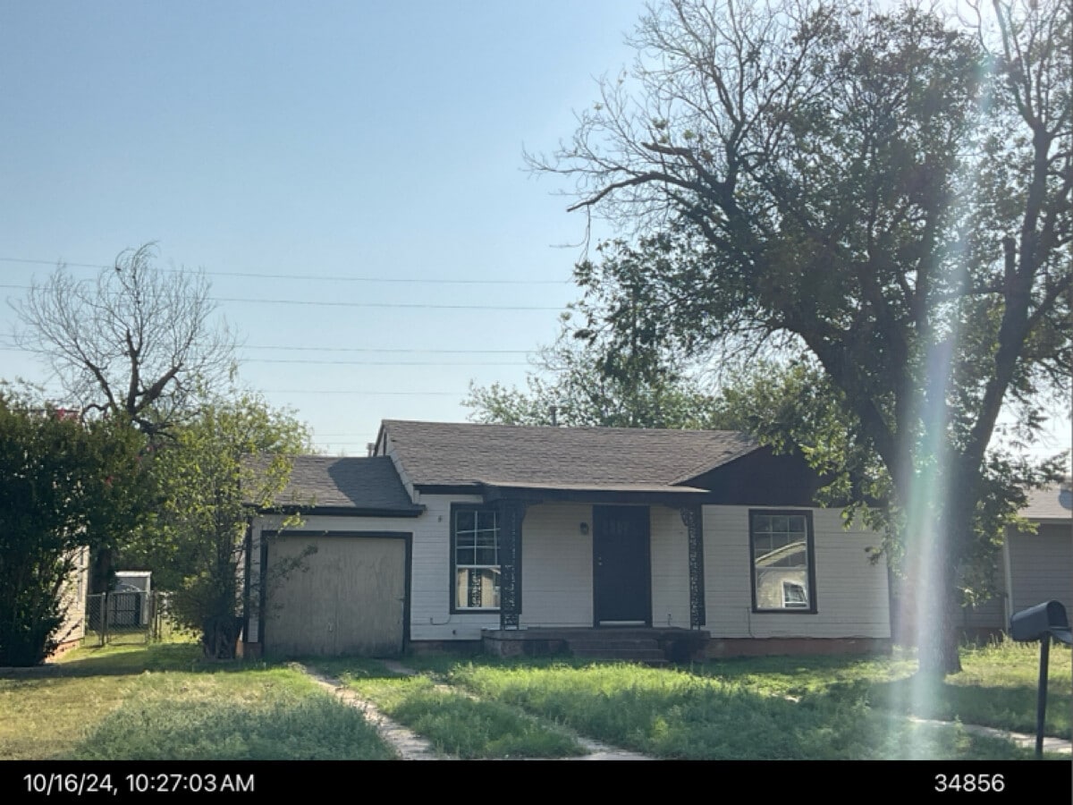 Photo - 1641 Marshall St House