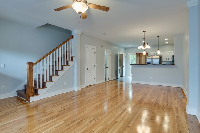 Photo - 545 Swiss Ave