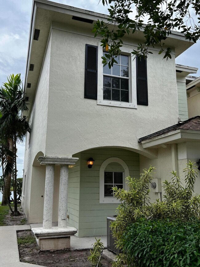 4352 Emerald Vista Townhome Townhome Rental in Lake Worth Beach FL