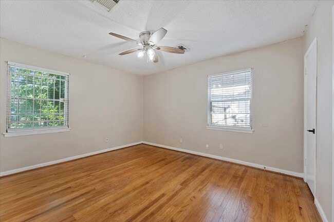 Photo - 7014 Rookin St Casa