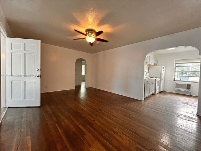 Photo - 1928 Wilson St Unit 1