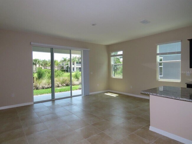 Photo - 8725 Daydream St