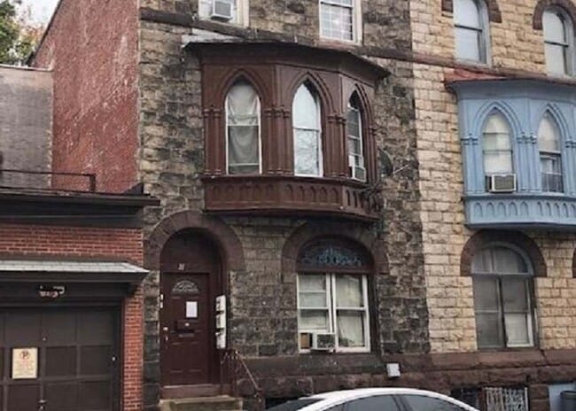 Building Photo - 111 S 8th St Unit 3