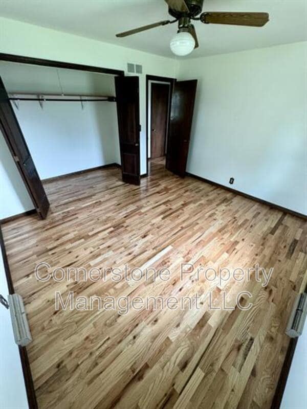 Photo - 202 W 14th St