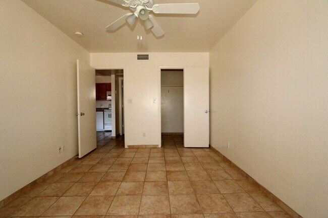 Photo - West Rose Lane