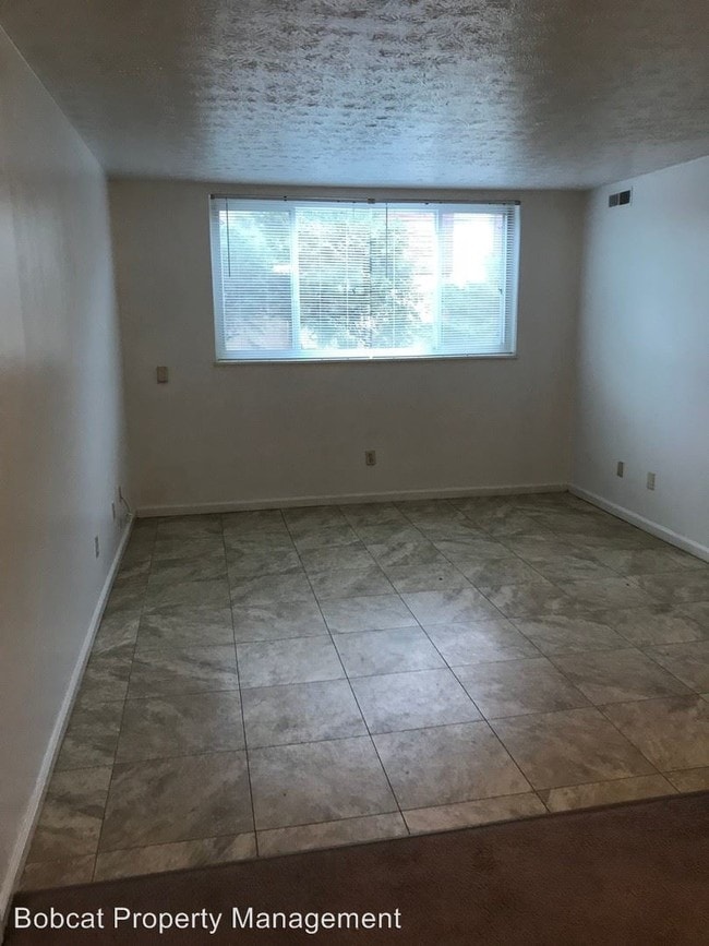 Photo - Arrowhead Village Apartments