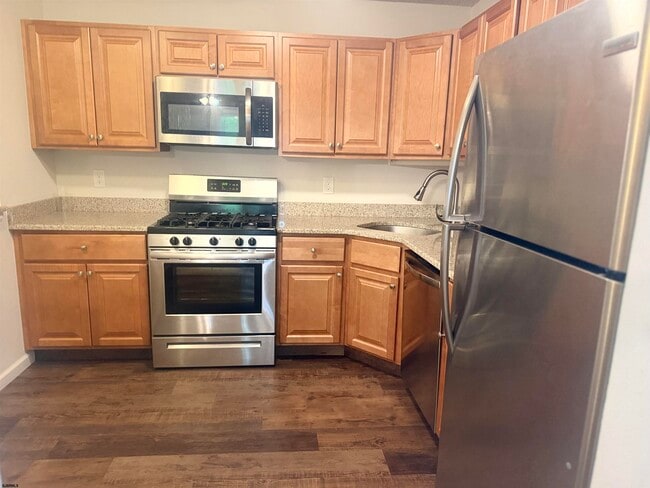 Photo - 217 Colonial Ct Unit 217