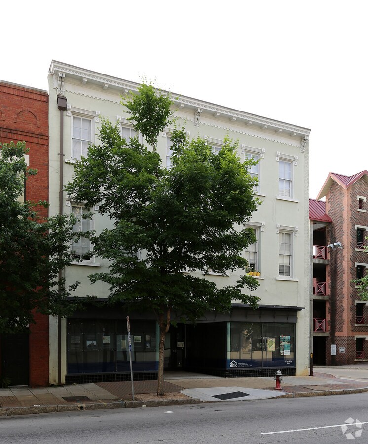 Photo - Prairie Building