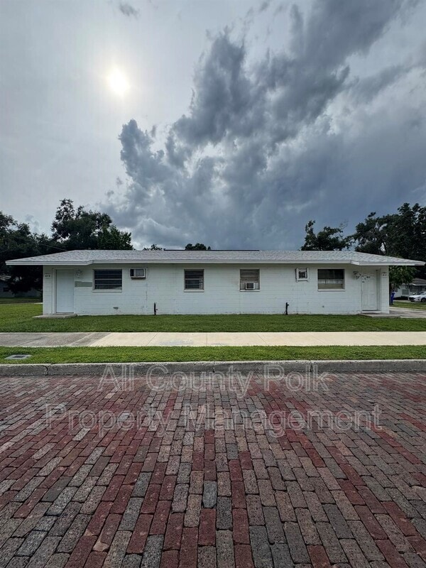 Building Photo - 413 S Cornelia Ave Rental