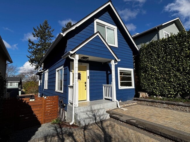 Photo - Charming duplex-style house in the heart of Green Lake and Tangletown