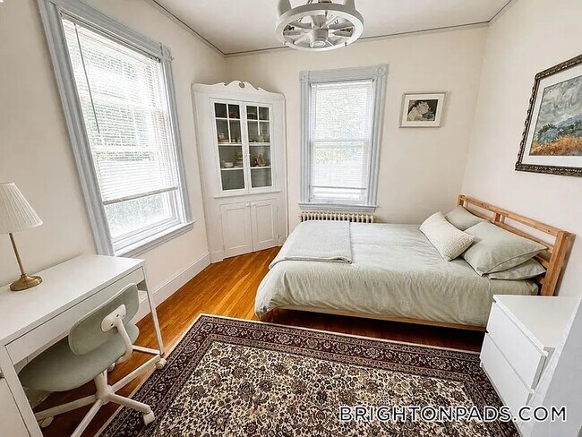 Photo - 75 Elmira St
