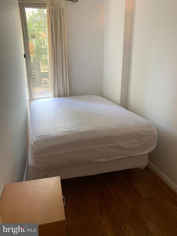 Photo - 950 25th St NW Unit 205N