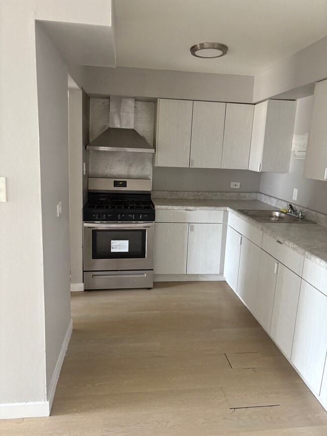 Photo - Updated 2 Bedroom | Private Balcony | On-Site Laundry Unit Building 1-3C