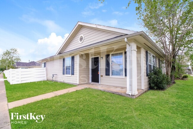 Photo - 1661 Nichole Woods Dr