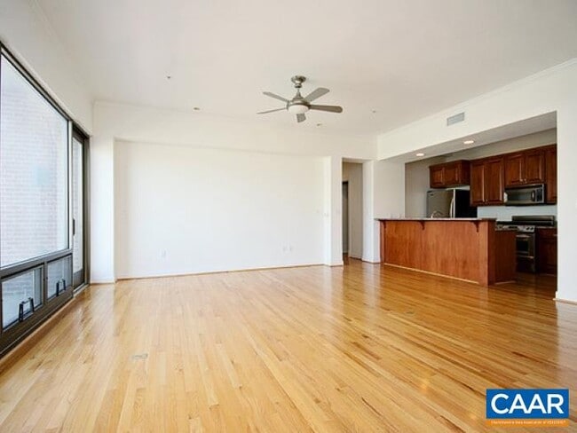 Photo - 112 South Street East Unidad 3B