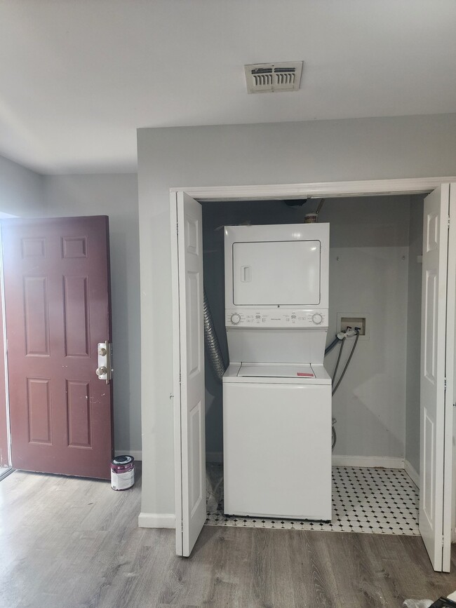 Photo - 22 Linden Ave