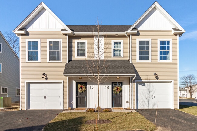 Exterior - Mirabel Court Apartments