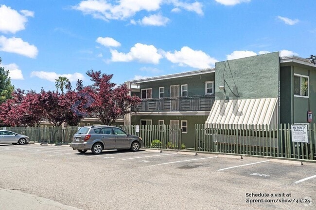 Building Photo - 24035 2nd St Rental