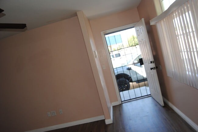 Photo - 1407 2nd St