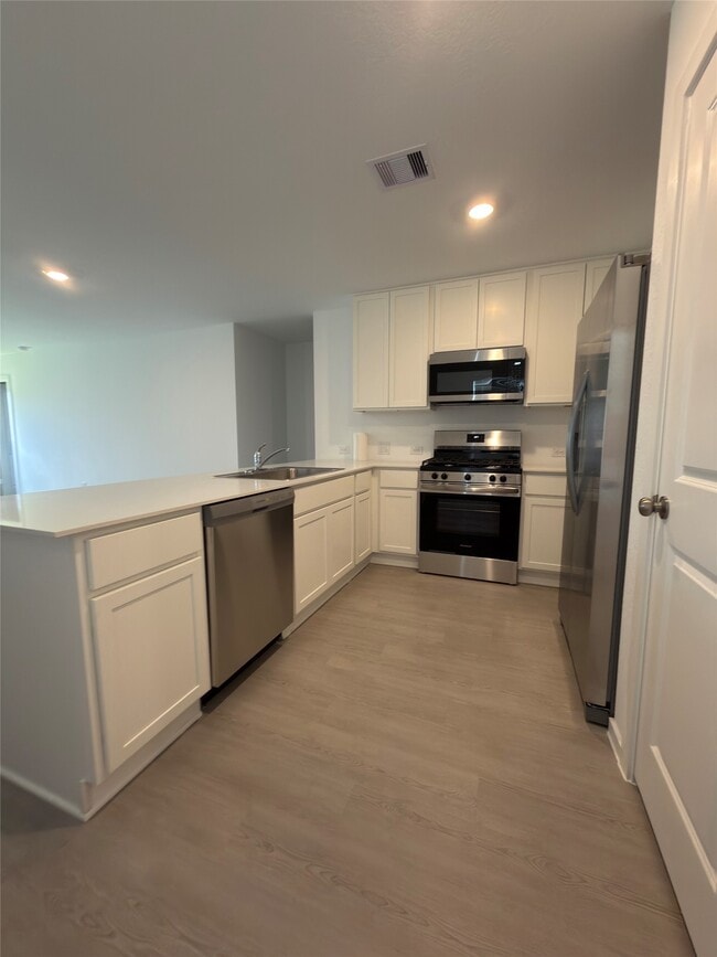Photo - 1515 Golden Iris Dr