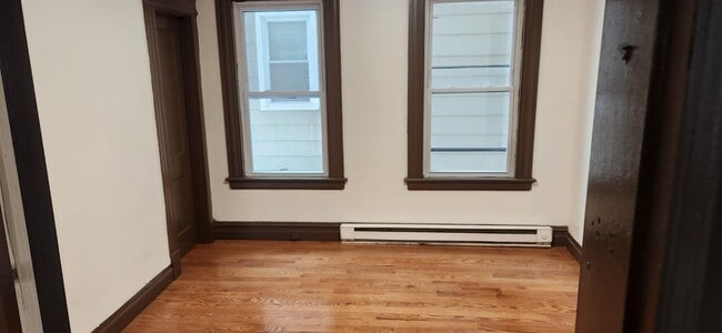 Photo - 203 Cooke St