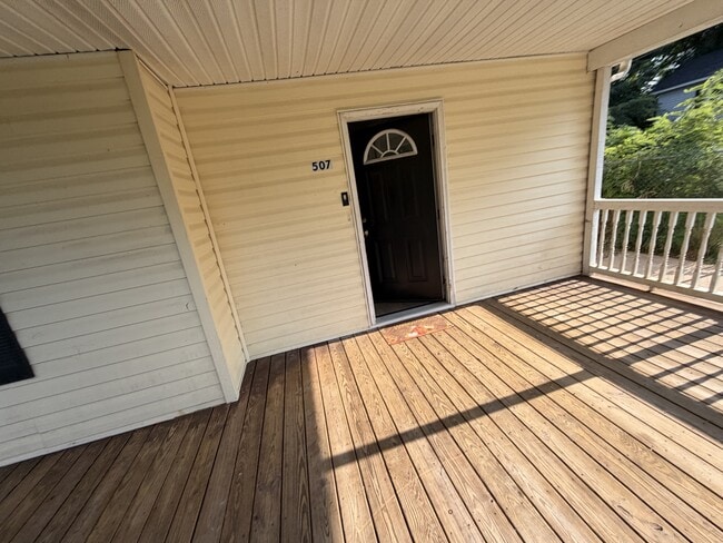 Photo - 507 W Norment Ave