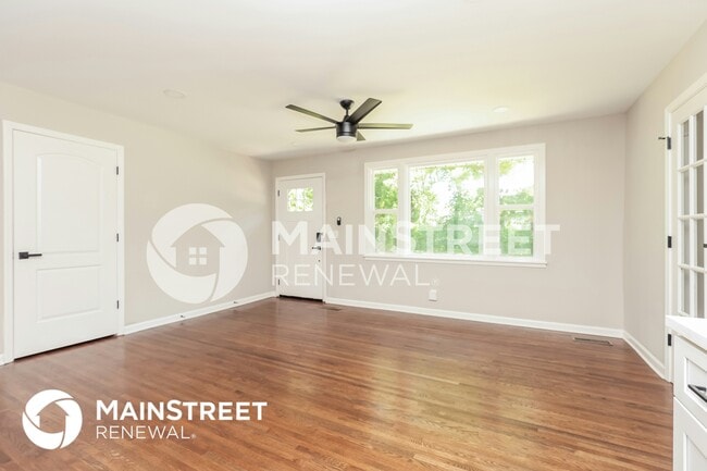 Photo - 63 Whitsett Rd