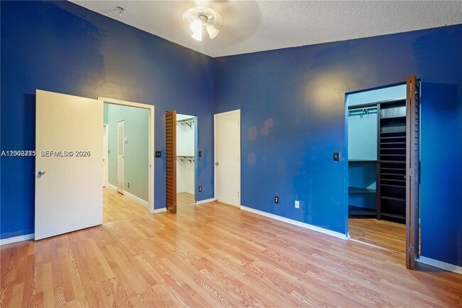 Building Photo - 12111 SW 5th Ct