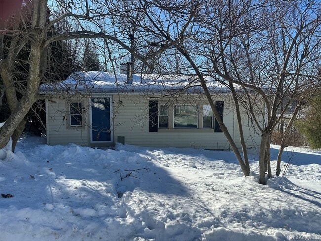 Building Photo - 69 Montrose Dr