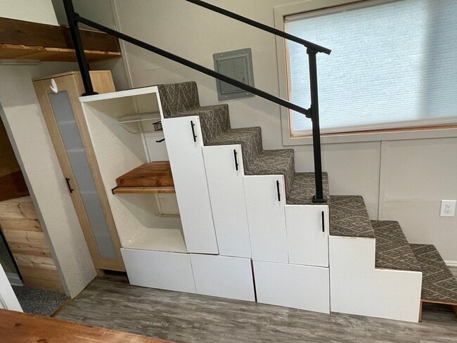 Photo - 9600 116th St NE