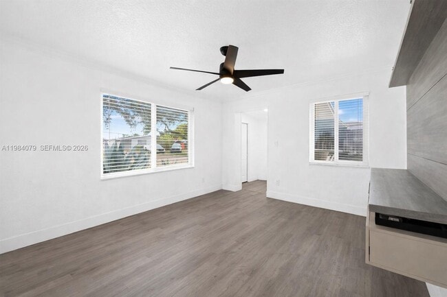 Photo - 5721 SW 38th Ct