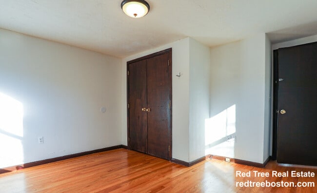 Photo - 10 Shepard St