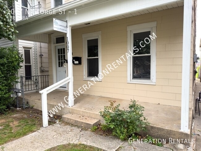 Building Photo - 1007 N George St Unit 1