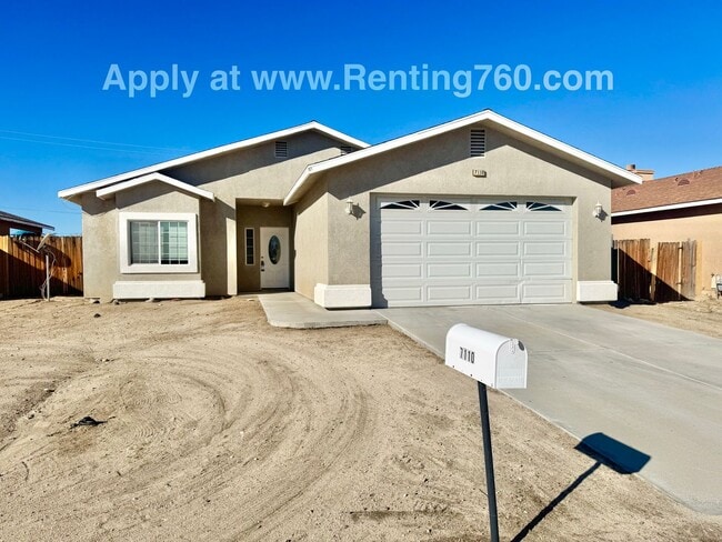 Building Photo - Spacious 3 Bed 2 Bath Home!