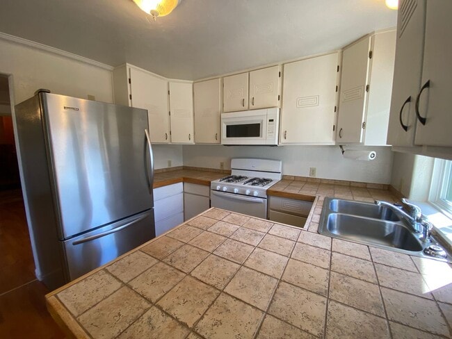Photo - Spacious One-Bedroom Home in Blue Lake