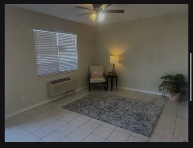 Photo - 6760 Prutzman Rd