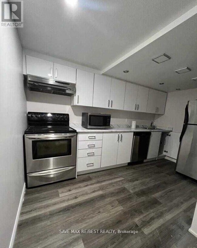 Photo - 18 Finsbury Dr