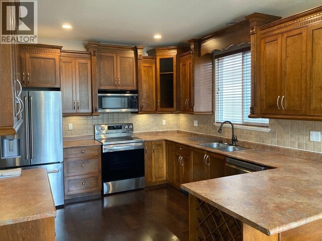 Photo - 10345-10244 244 St Unit MAIN