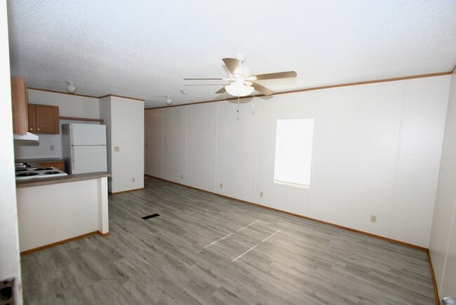 Photo - 24455 Needham Rd