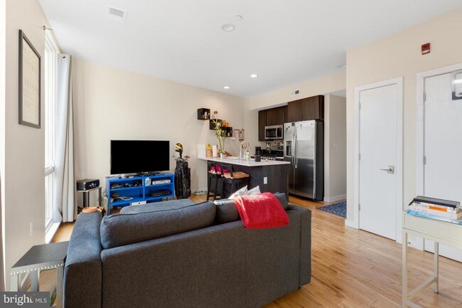 Photo - 1317 Frankford Ave Apartment Unit B