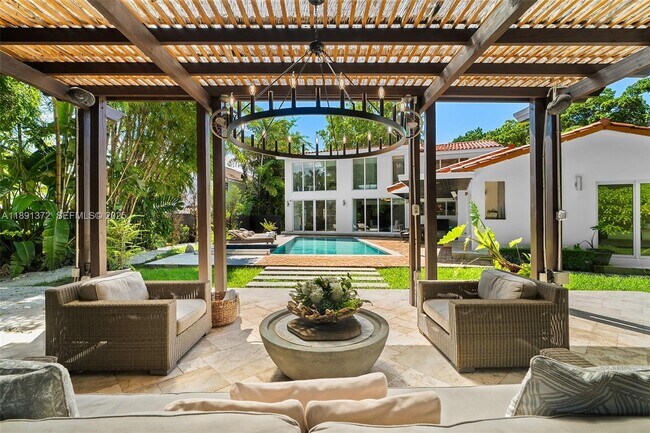 Photo - 575 Bay Point Rd