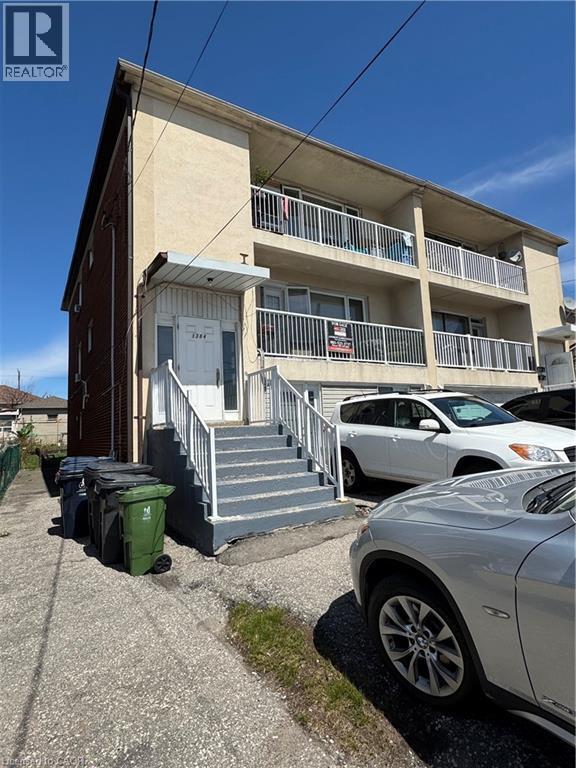 Photo - 1364 Wilson Ave Unit 4