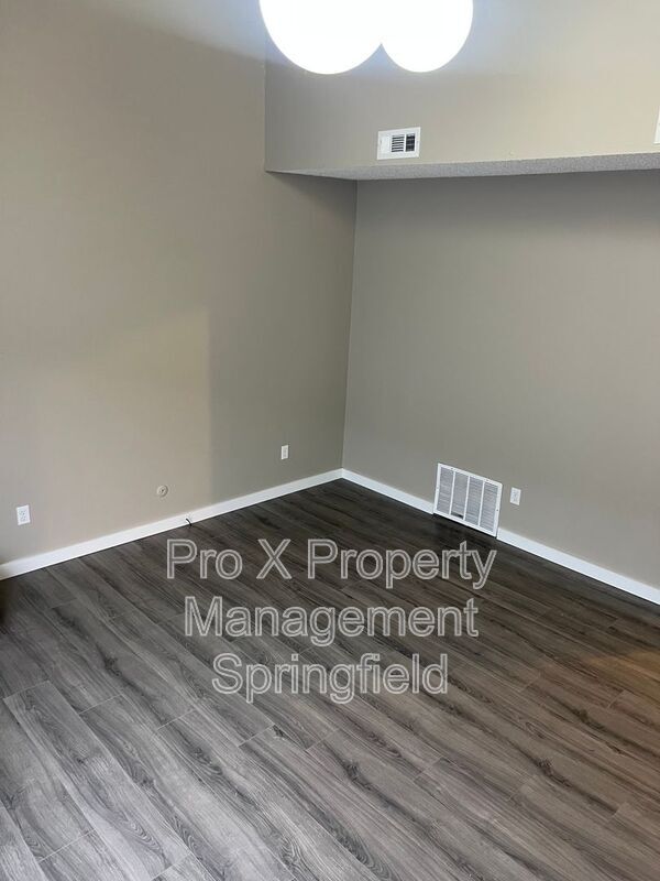 Photo - 1238 E Guinevere Ct Unit #2