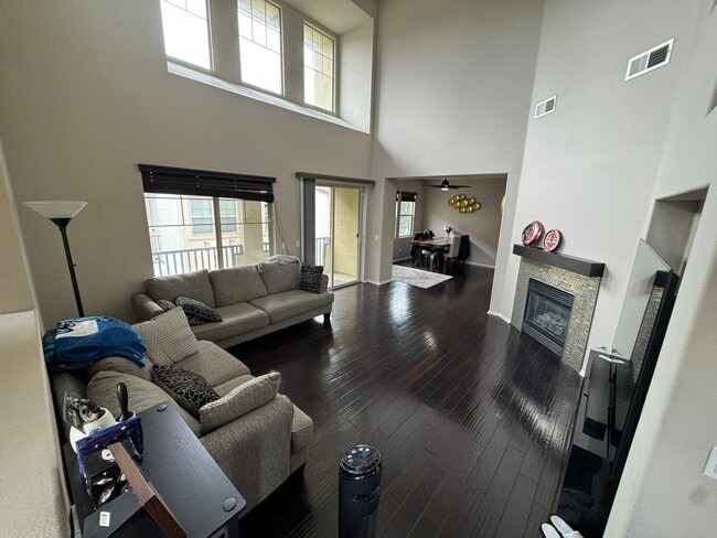 Building Photo - Spacious 2-Bed, 2-Bath Rental with Private...
