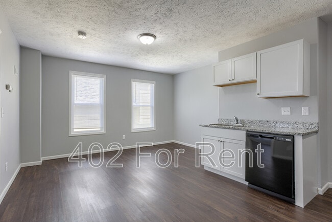 Photo - 2233 S 20th St