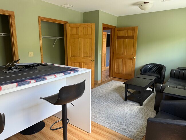Photo - 9 Violette Way Unit Suite 3