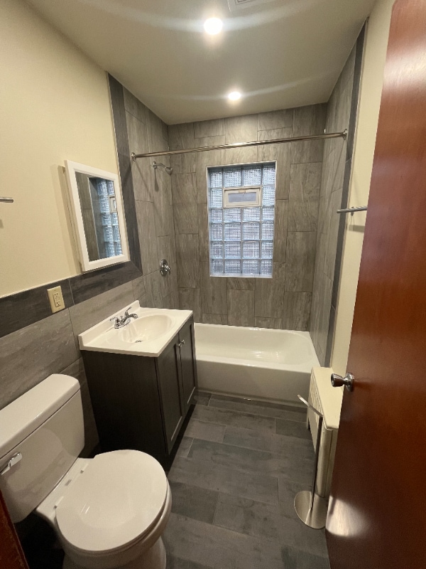 Photo - 8024 W Lincoln Ave Unit 3