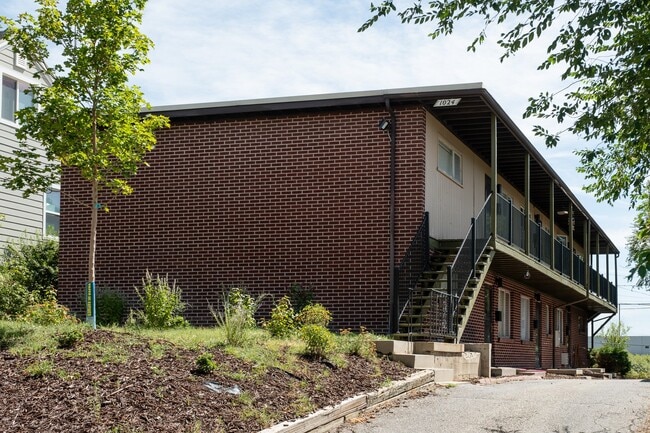 Building Photo - 1024 E 600 S
